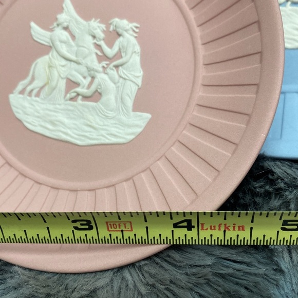 Set of Wedgwood Jasper Vintage Mini Plates - Picture 15 of 16